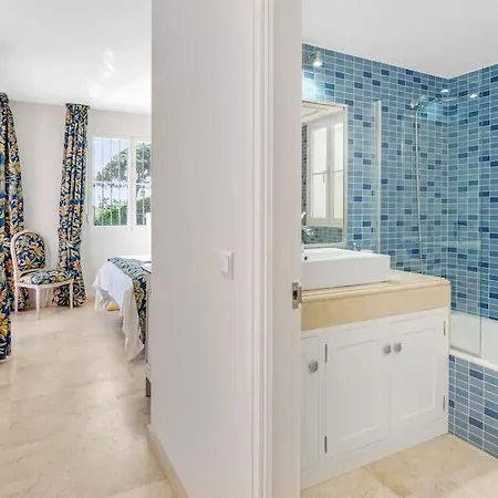 Andalus With French Charm Next To Sotogrande * Manilva